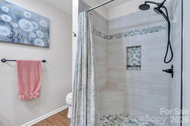 1501 Deermouse Way, Hendersonville, NC 28792