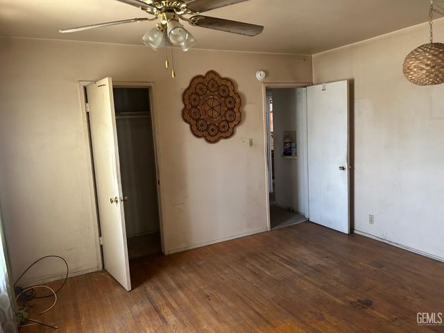 211 S Brown, Bakersfield, CA 93307