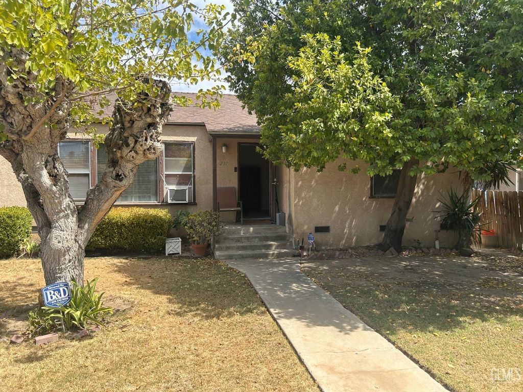 211 S Brown, Bakersfield, CA 93307