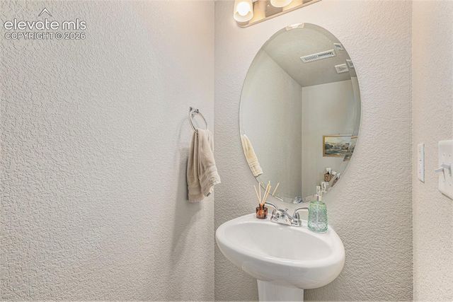 2940 Magic Carpet Loop, Colorado Springs, CO 80916