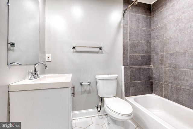 3306 FLEET ST, Baltimore, MD 21224