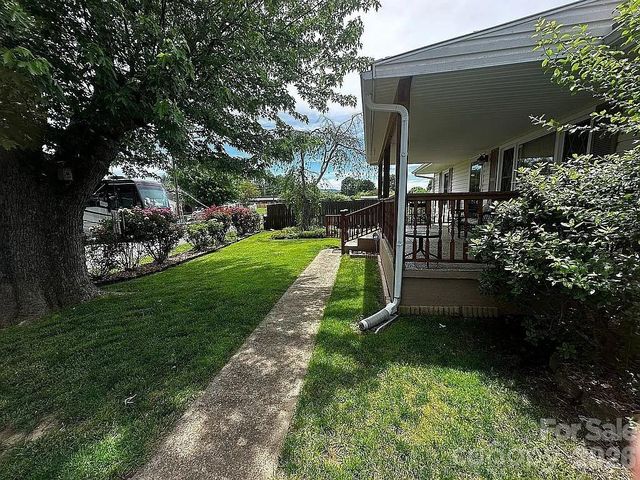 34 Sunset Drive, Brevard, NC 28712