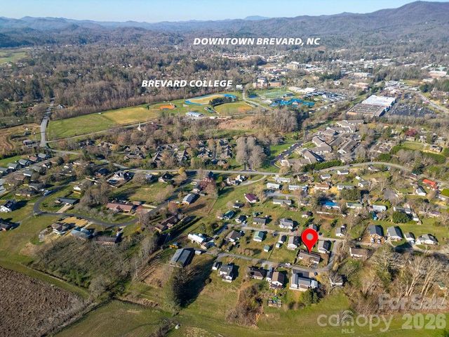 34 Sunset Drive, Brevard, NC 28712