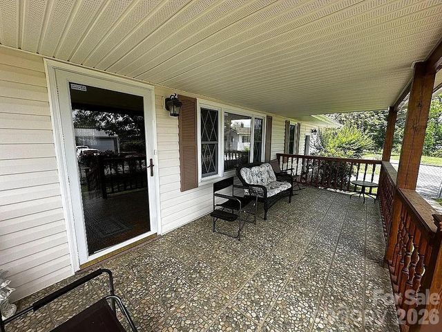 34 Sunset Drive, Brevard, NC 28712