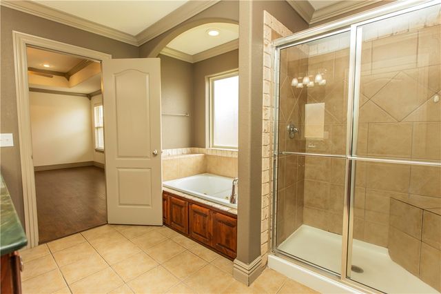 3800 SW Hollowbrook Street, Bentonville, AR 72713
