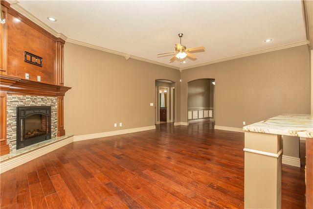 3800 SW Hollowbrook Street, Bentonville, AR 72713