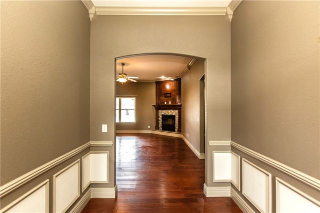 3800 SW Hollowbrook Street, Bentonville, AR 72713