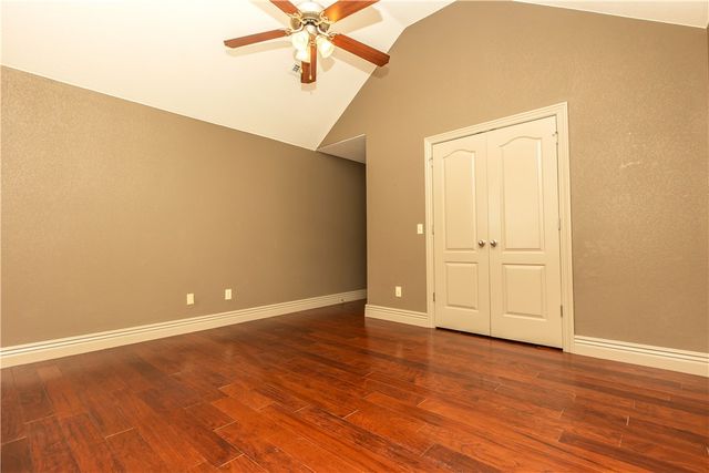 3800 SW Hollowbrook Street, Bentonville, AR 72713