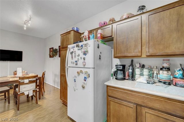 2291 West Horizon Ridge Parkway 10256, Henderson, NV 89052