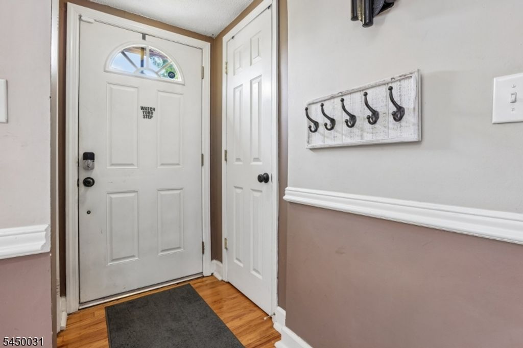 11 Taggart Way, Saddle Brook Twp., NJ 07663 — photo 2