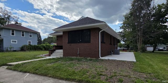 3106 Monroe Street, Fort Wayne, IN 46806