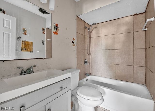 1770 N Markley CT, Fort Myers, FL 33916