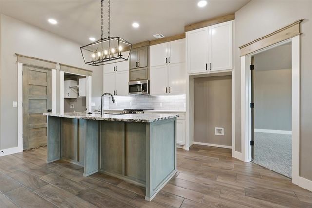 1109 Bridgeview Lane, Tuttle, OK 73089
