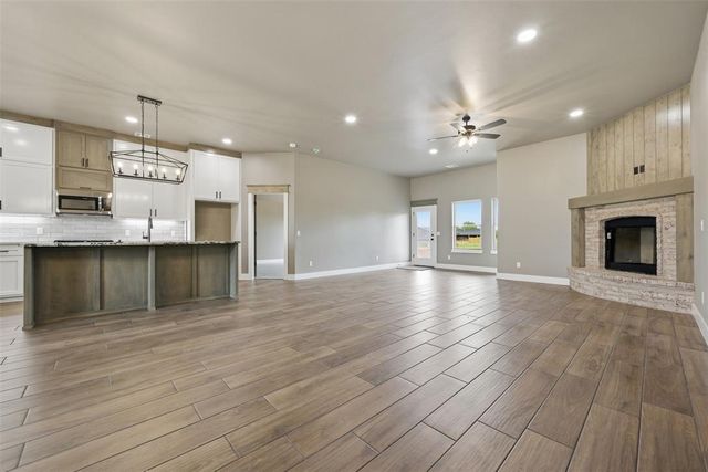 1109 Bridgeview Lane, Tuttle, OK 73089