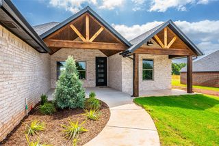 1109 Bridgeview Lane, Tuttle, OK 73089