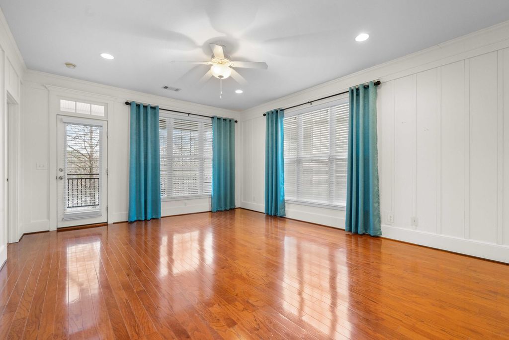 Image 12 of property listing at 520 Trillium Court, Santee, SC 29142