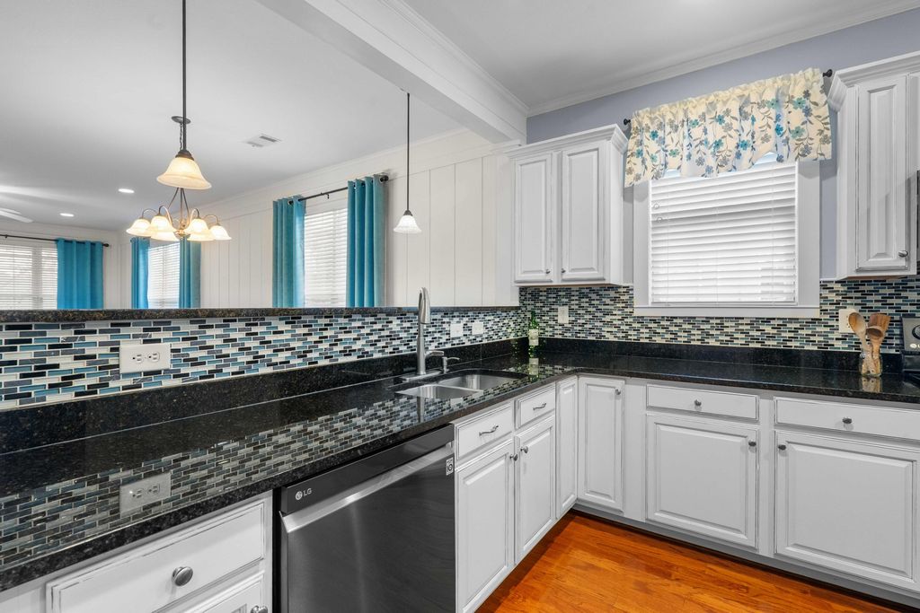 Image 15 of property listing at 520 Trillium Court, Santee, SC 29142