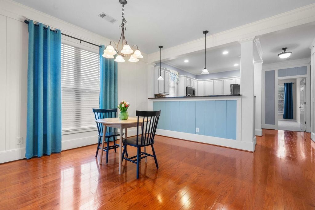 Image 9 of property listing at 520 Trillium Court, Santee, SC 29142