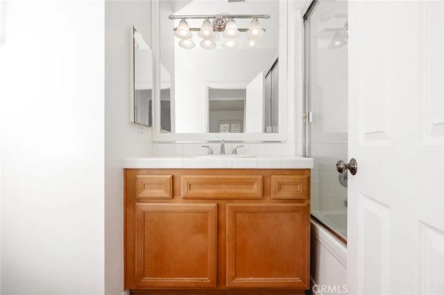127 Jadestone, Irvine, CA 92603