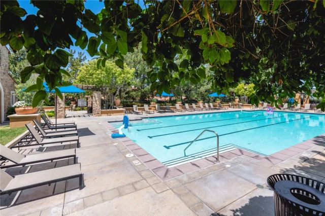 127 Jadestone, Irvine, CA 92603