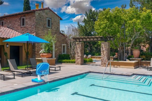 127 Jadestone, Irvine, CA 92603