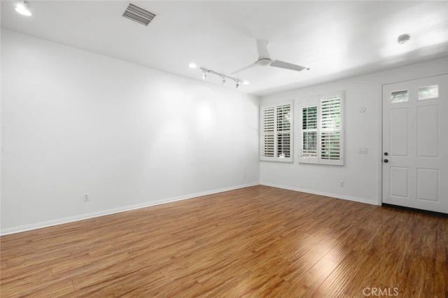 127 Jadestone, Irvine, CA 92603