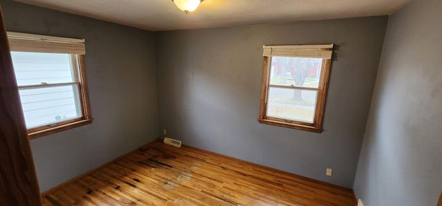 2215 7TH Street S, Moorhead, MN 56560