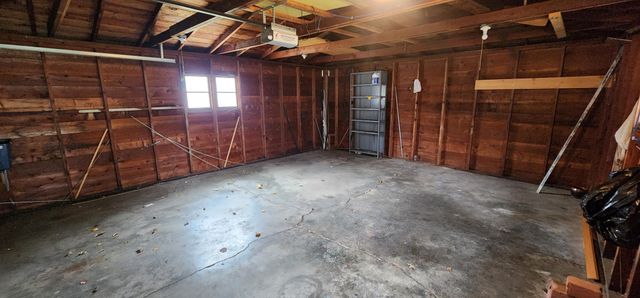 2215 7TH Street S, Moorhead, MN 56560