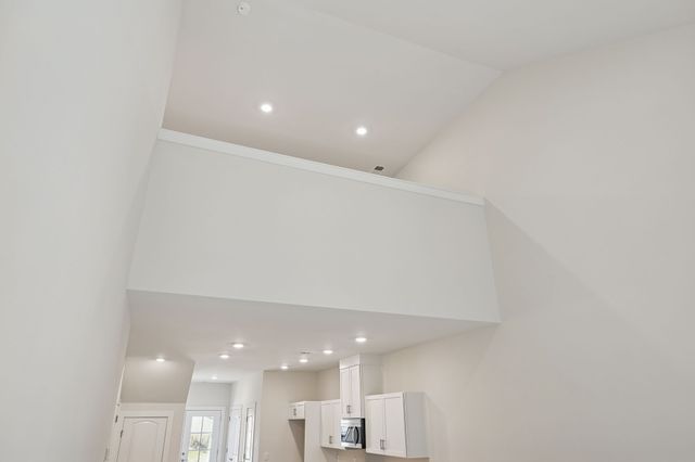 609 Tulip Springs Ct, Hermitage, TN 37076