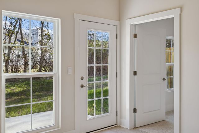 609 Tulip Springs Ct, Hermitage, TN 37076