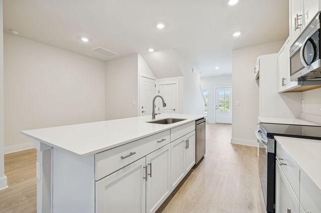 609 Tulip Springs Ct, Hermitage, TN 37076