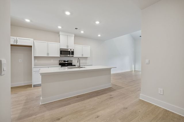 609 Tulip Springs Ct, Hermitage, TN 37076