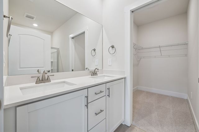 609 Tulip Springs Ct, Hermitage, TN 37076