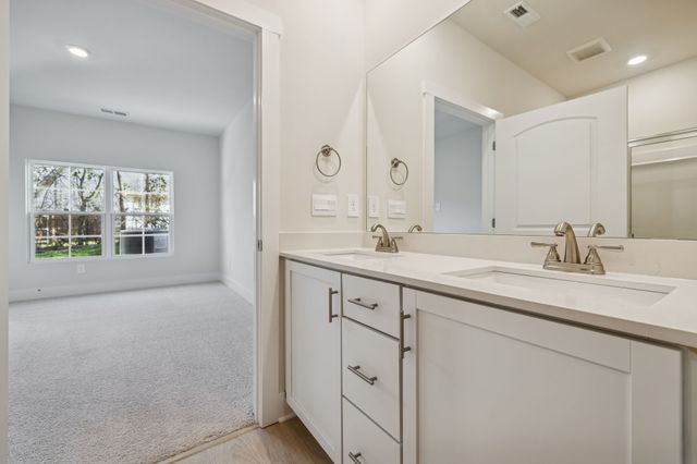 609 Tulip Springs Ct, Hermitage, TN 37076