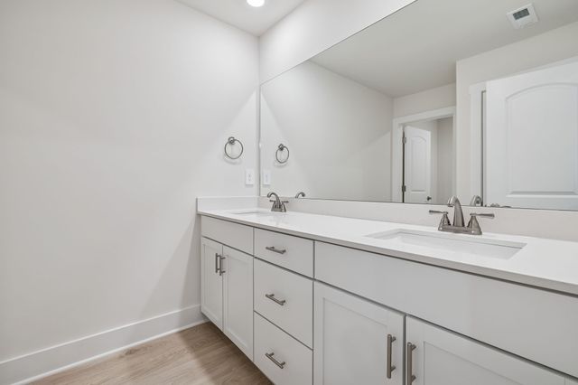 609 Tulip Springs Ct, Hermitage, TN 37076