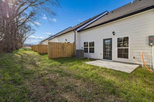 609 Tulip Springs Ct, Hermitage, TN 37076