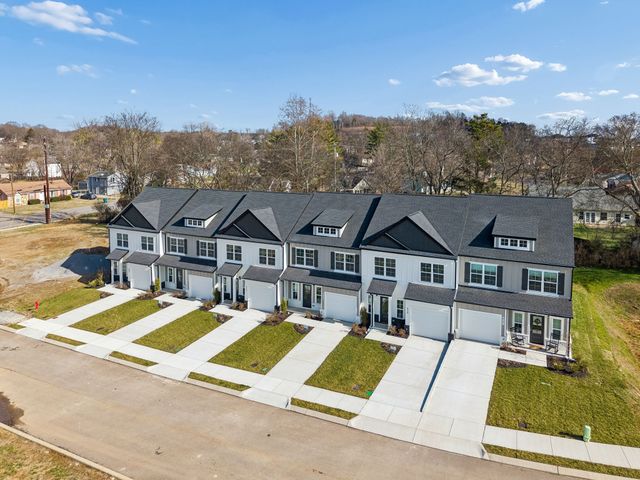 609 Tulip Springs Ct, Hermitage, TN 37076