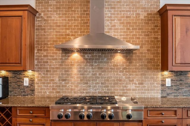 300 Sunset Ridge, Waverly, TN 37185