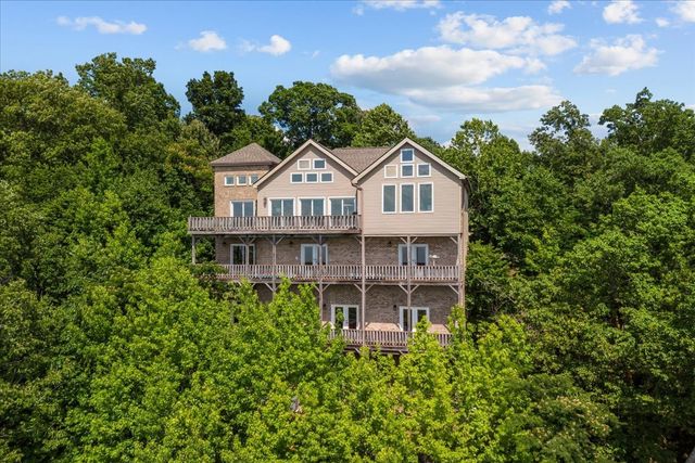 300 Sunset Ridge, Waverly, TN 37185