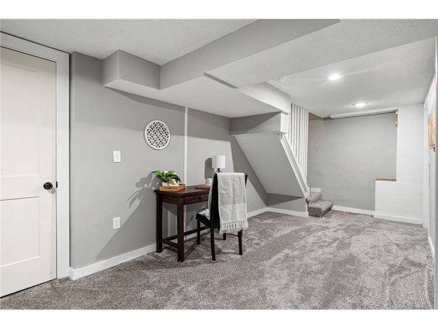 1855 Birmingham Street, Saint Paul, MN 55109