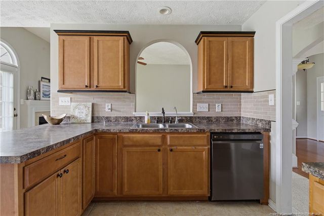 5940 Blue Sky Lane, Hope Mills, NC 28348