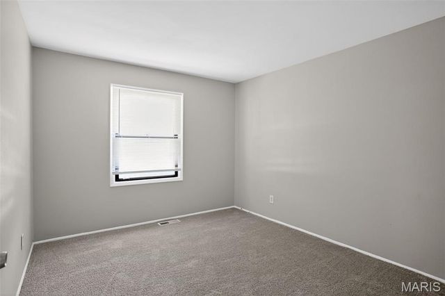 1748 Atmore Drive, St Louis, MO 63136