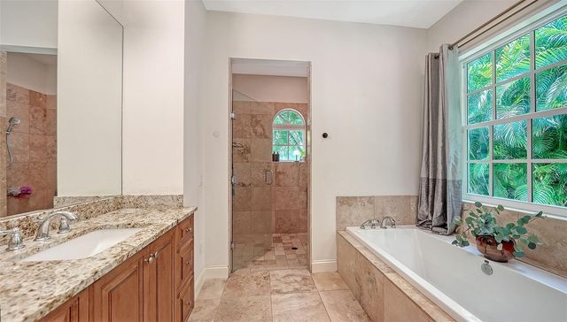 4981 HUBNER CIRCLE, Sarasota, FL 34241