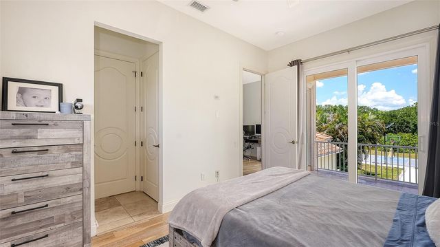 4981 HUBNER CIRCLE, Sarasota, FL 34241