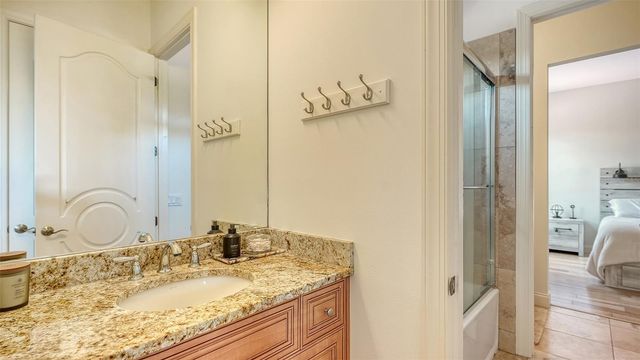 4981 HUBNER CIRCLE, Sarasota, FL 34241