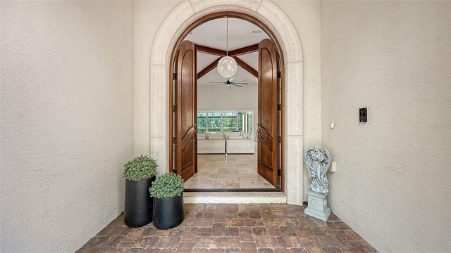 4981 HUBNER CIRCLE, Sarasota, FL 34241