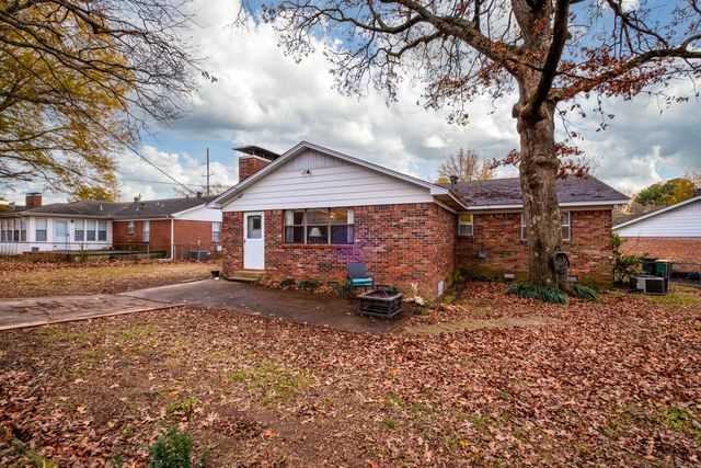 6804 Sandpiper Drive, Little Rock, AR 72205