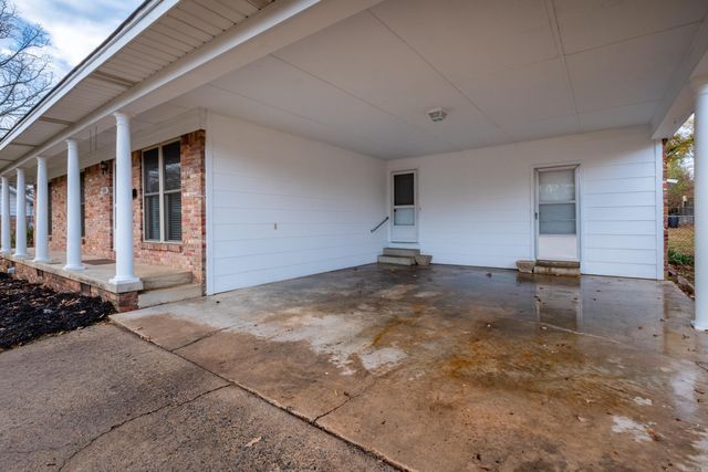 6804 Sandpiper Drive, Little Rock, AR 72205