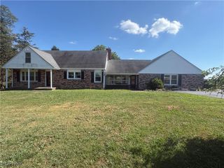 53760 Farmington Road, Bridgeport, OH 43912