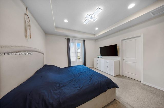 932 Banyan Dr, Hollywood, FL 33021